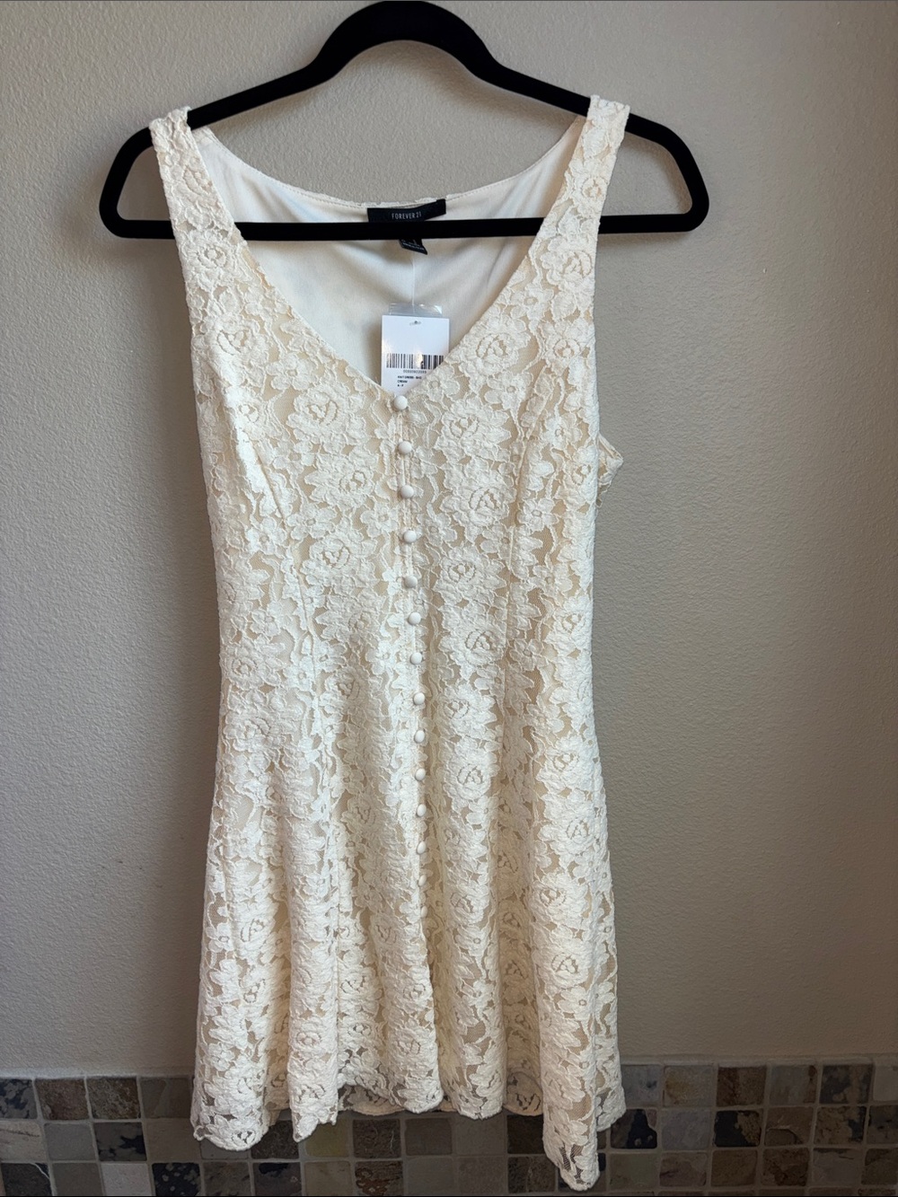 Forever 21 NWT Cream Floral Lace Fit & Flare Dress Size M